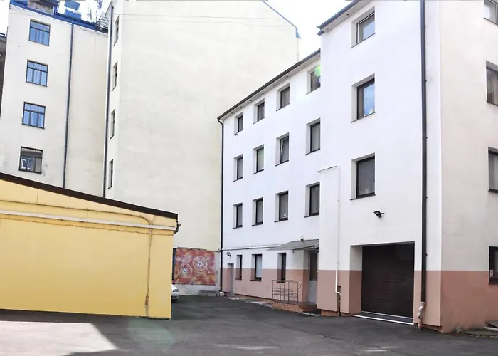 Riga City Center Quiet Apartment With Free Private Parking